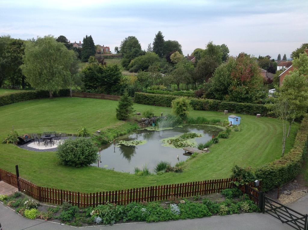 Slades Farm Bed & Breakfast Edington  Exterior photo